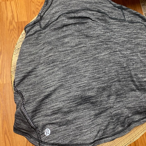 Lululemon cutout top - Picture 4 of 5
